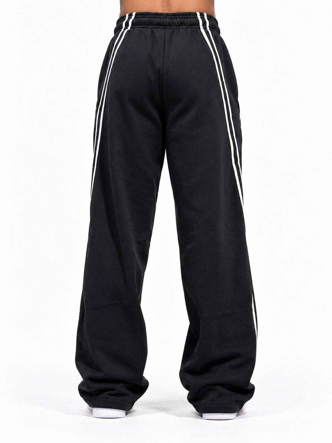 Zigged Oversized Pants