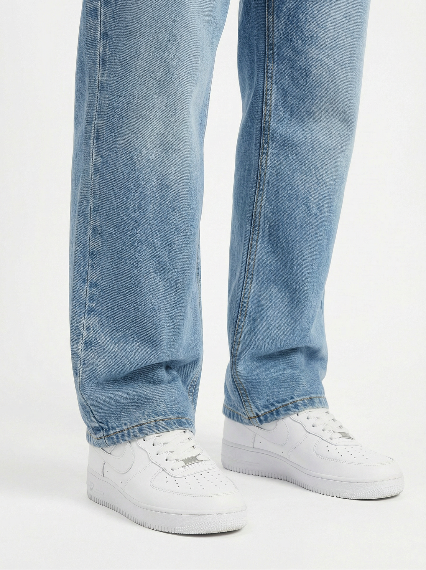 Vintage Wash Light Blue Big Fold Denim