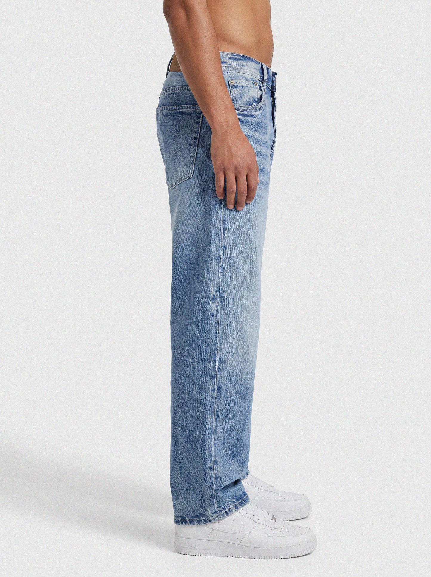 Skyline Wash Straight Fit Denim